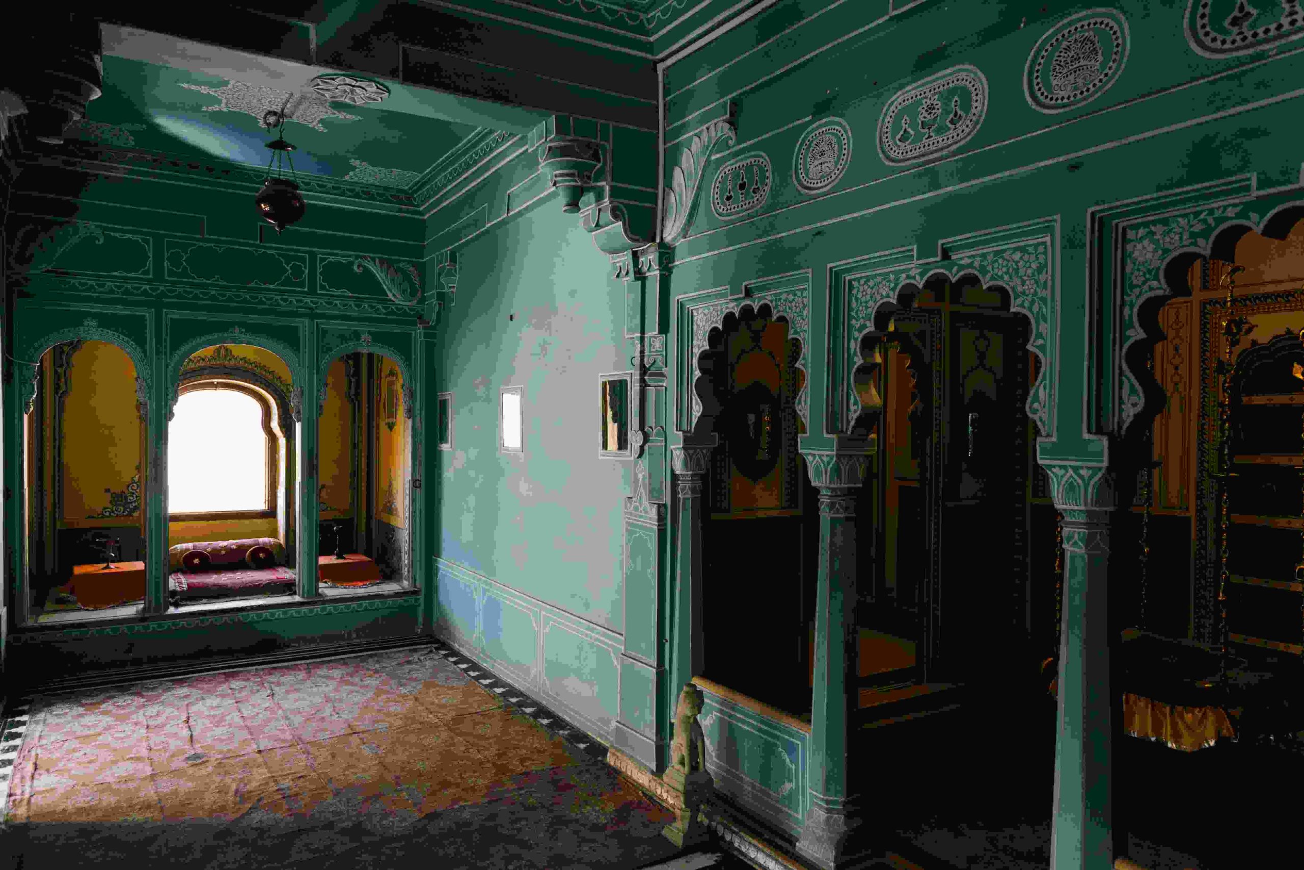 The Mughal Empire: A Fusion of Art, Architecture, and Religion